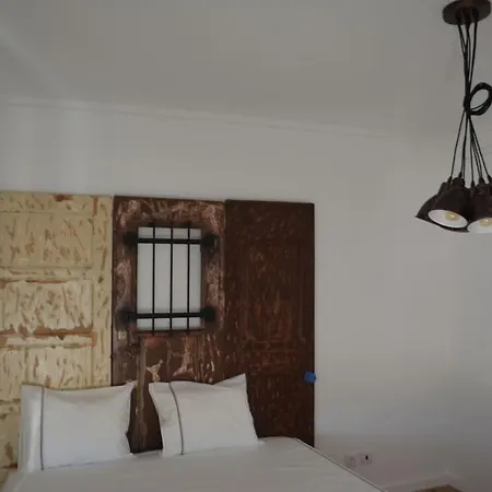 Apartment Your @ *